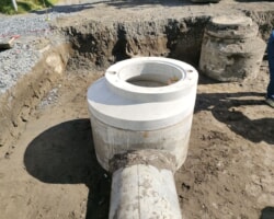 施工状況(19) 斜壁ブロック設置完了/マンホール工