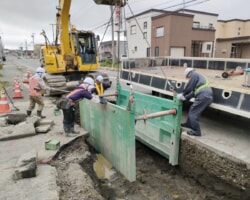 施工状況(11) 土留パネル設置/マンホール工