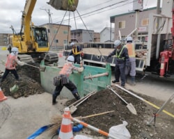 施工状況(2) 土留パネル設置/管渠工