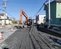 施工状況(11) 下層路盤搬入