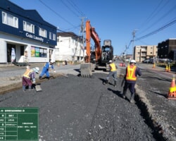 施工状況(7) 下層路盤敷均状況