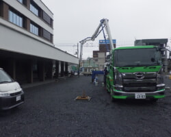 施工状況(8) ロードヒーティング生コン打設