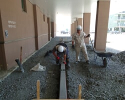 施工状況(13) 縁石設置