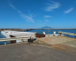 着工前(2) 中突堤