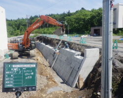 施工状況(1) ブロック積擁壁