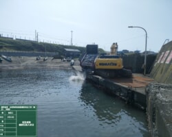 【仮設工】施工状況(7) 間詰石投入状況