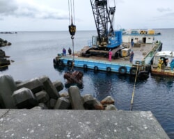 【消波ブロック撤去】施工状況(2)